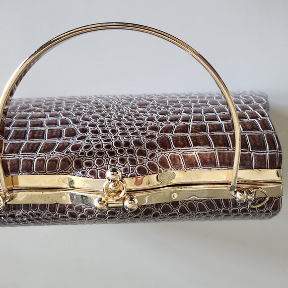 Croc embossed light brown/gold frame snap closure bag - Picture 5 of 11
